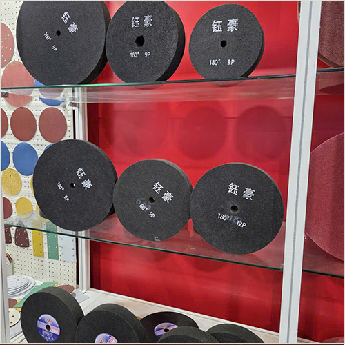 Black Polishing Felt Wheel